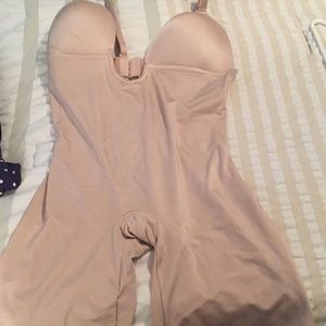 Spanx body suit